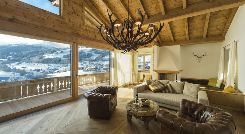 Апартаменты Deluxe Apartment Evian