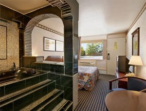 Отель Ramada Limited Baltimore