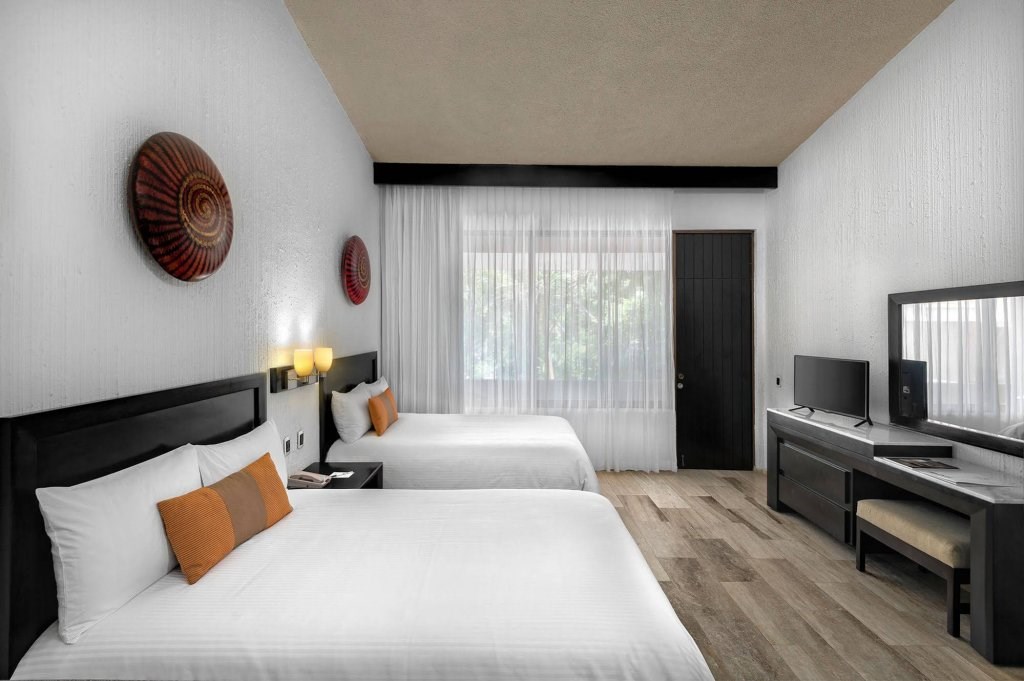 Отель El Cid Granada Hotel & Country Club