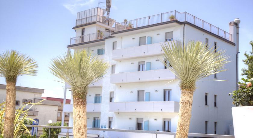 Отель Hotel Caminetto