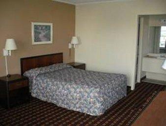 Отель Knights Inn Fayetteville - Fort Bragg