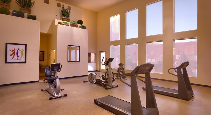 Отель Holiday Inn Express & Suites Mesquite Nevada
