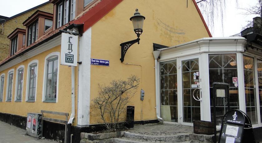 Hotell Överliggaren