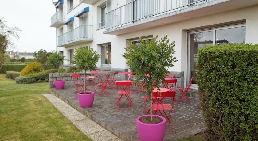 Отель Inter-Hotel Armen Le Triton