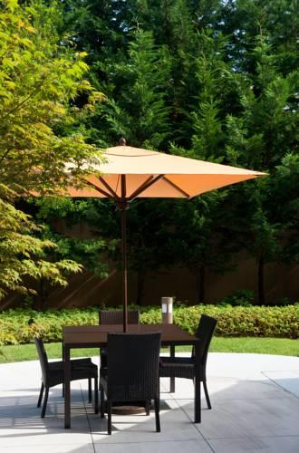 Отель Courtyard Harrisonburg