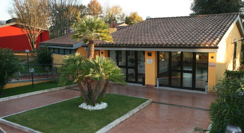 Отель Hotel Poggio Romano