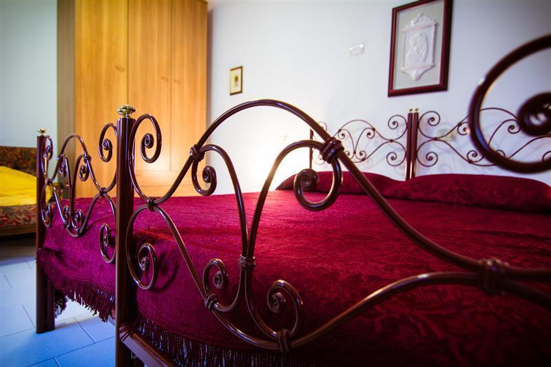 Отель Hotel Marepineta