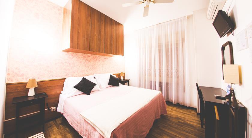Отель Albergo Quari