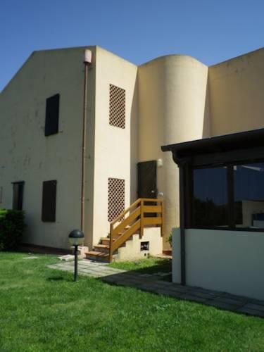 Апартаменты Case Vacanza Rocca Ruja