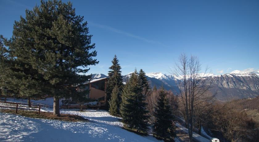 Отель Hotel Montecampione 1200