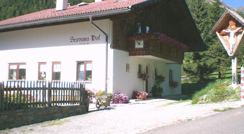 Отель Sesvennahof