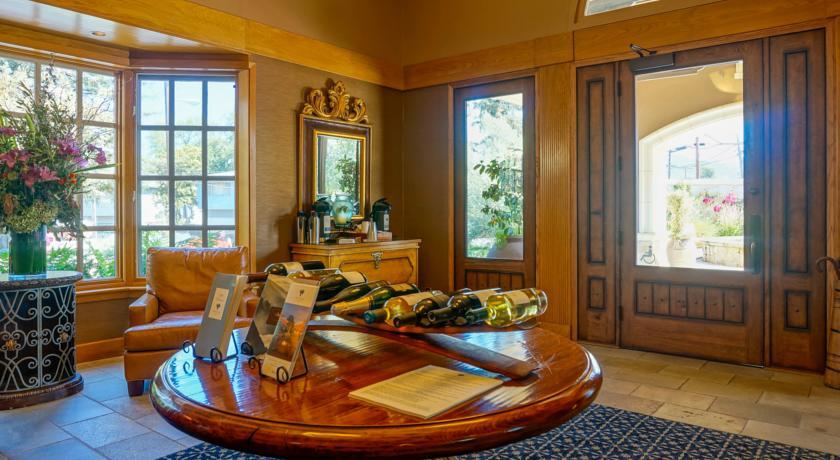 Отель Napa Valley Lodge