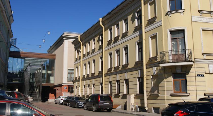Fontanka Apartment