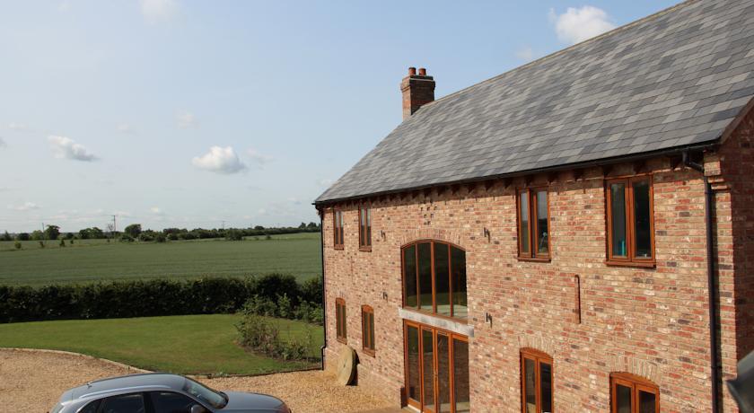 Мини-отель Kings Barn Farmhouse Bed and Breakfast