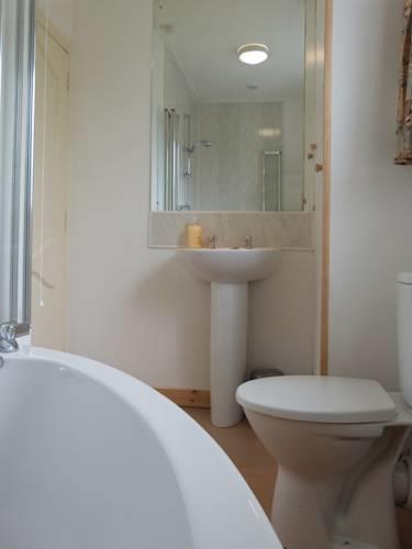 Апартаменты Comber Courtyard Apartment