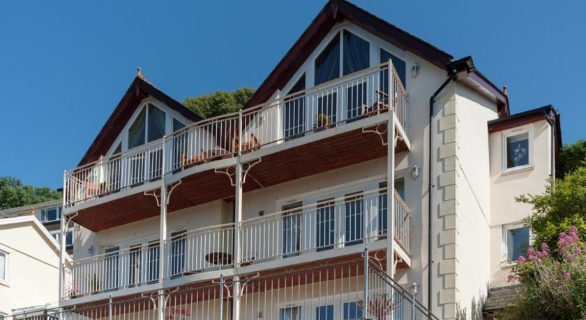 Апартаменты 2 Inglewood Apartment