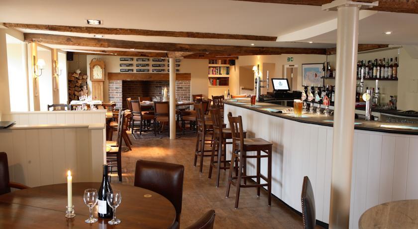 Отель The Crown Inn
