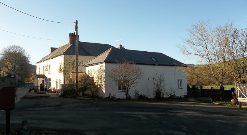 Отель The Portsmouth Arms Hotel