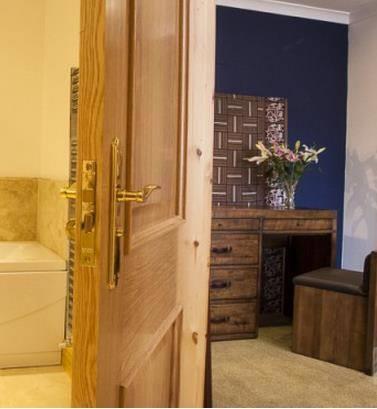 Гостевой дом Sutherlands Guest House