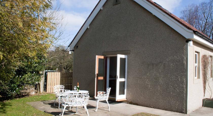 Апартаменты Farfield Lodge