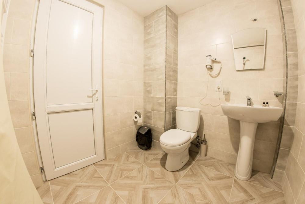 Гостевой дом Deka Guest House