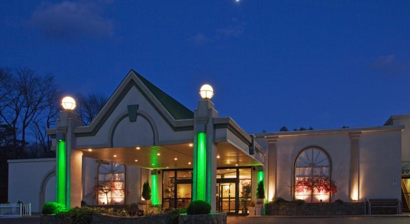 Отель Holiday Inn Middletown Goshen
