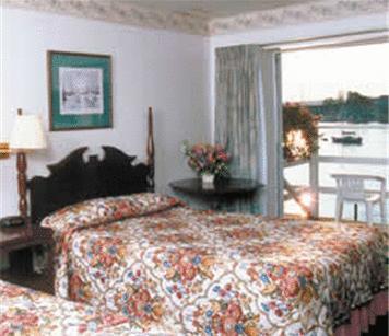 Отель Boothbay Harbor Inn 