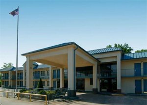 Отель Quality Inn & Suites Bentonville