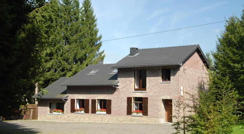 Апартаменты Holiday Home Le Pihon