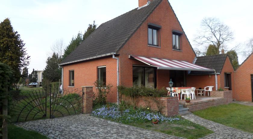 Вилла bijenhof