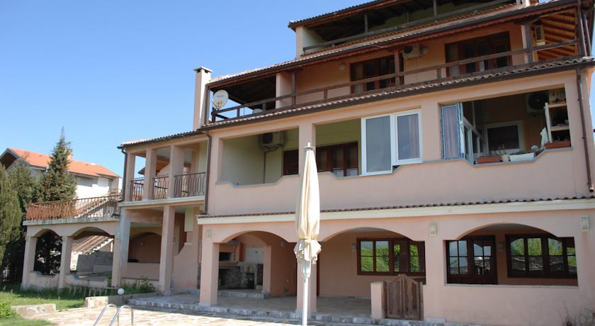 Апартаменты Byala Holiday Complex