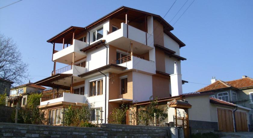 Гостевой дом Dimovi Guest House