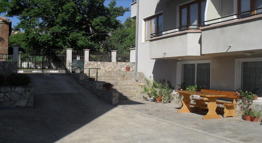 Гостевой дом Panayotovi Guest House