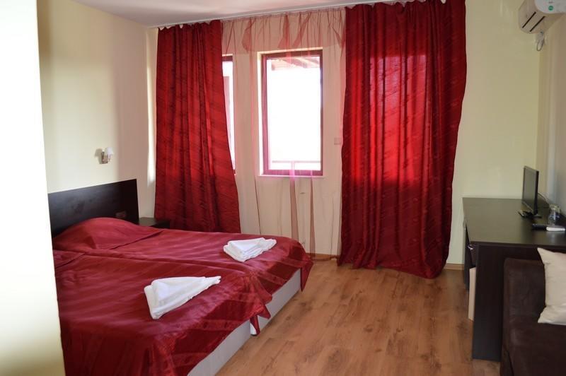 Отель Family Hotel Sunny Hills