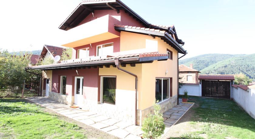 Апартаменты Ashkova House