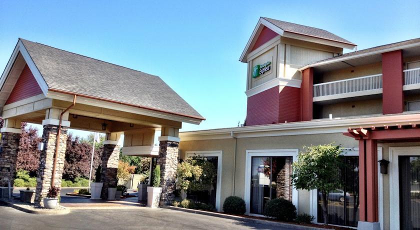 Отель Holiday Inn Express ROSEBURG