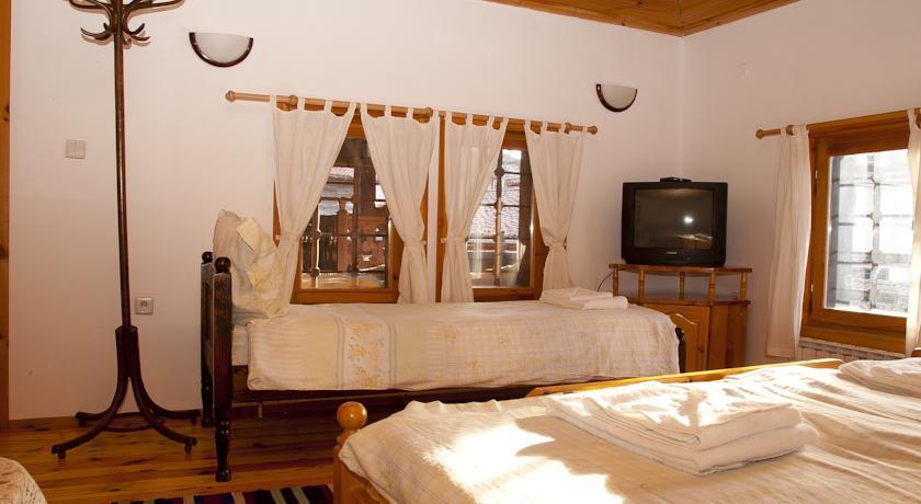 Отель Family Hotel Dahlia