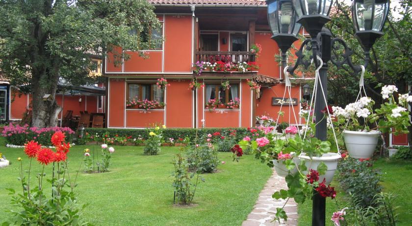Отель Family Hotel Kalina