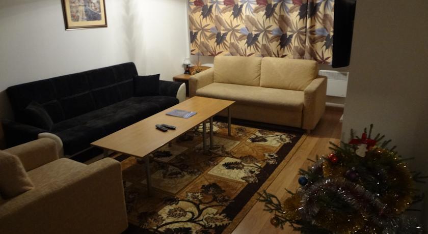 Deluxe Apartments