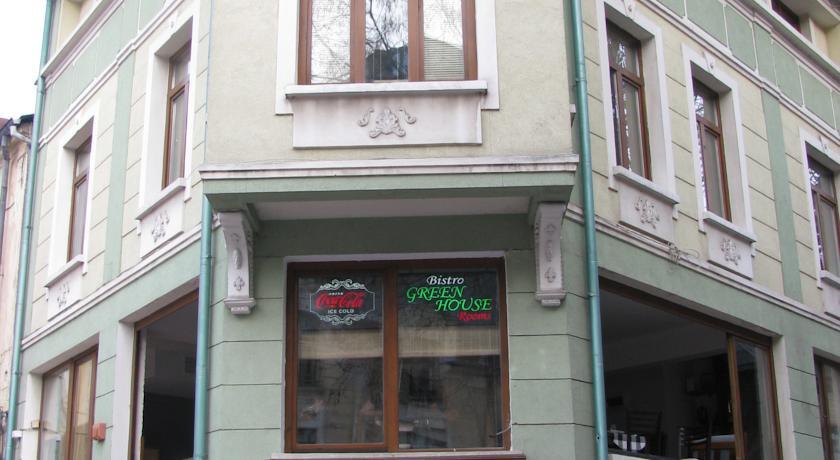 Green House Rooms