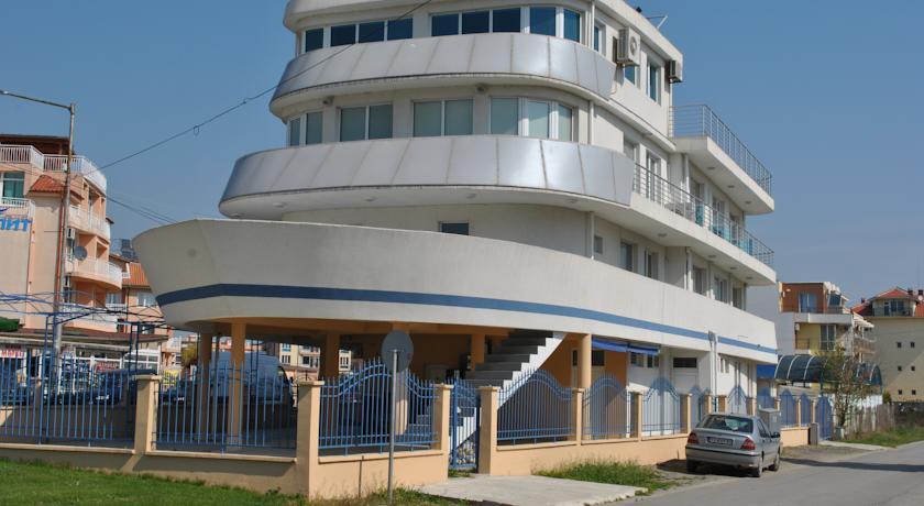 The Ship Hotel