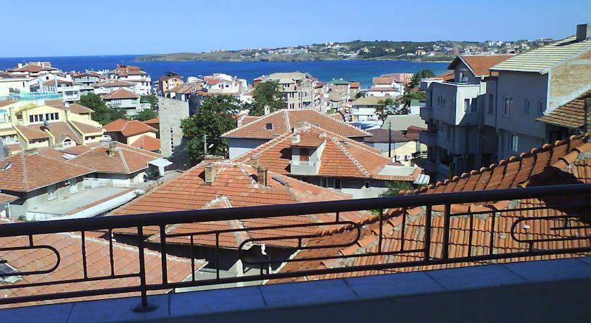 Dion Guest House