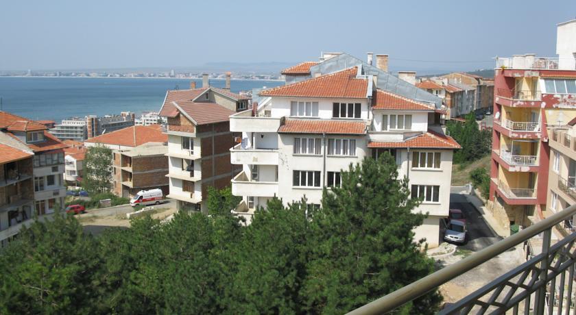Grandview Apartments