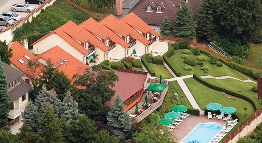 Мини-отель Vöröskő Panzió és Étterem