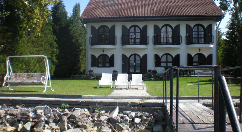 Апартаменты Aba Beach House