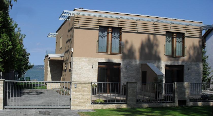 Апартаменты Aba Sea House