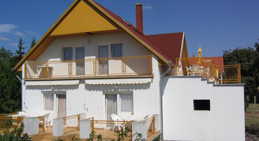 Апартаменты Bor Apartmanház