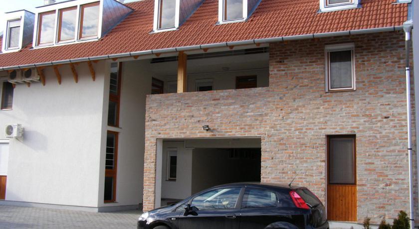 Апартаменты Gyula Apartman