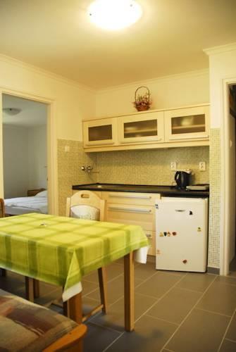 Апартаменты Lanka Apartman
