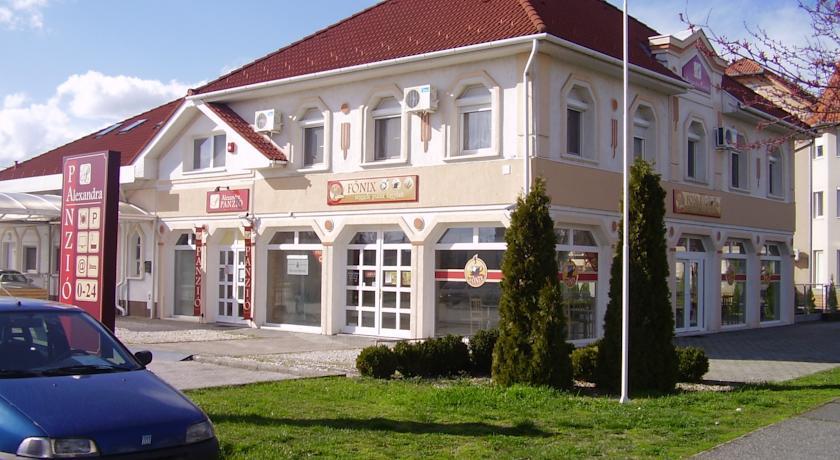 Мини-отель Alexandra Panzió